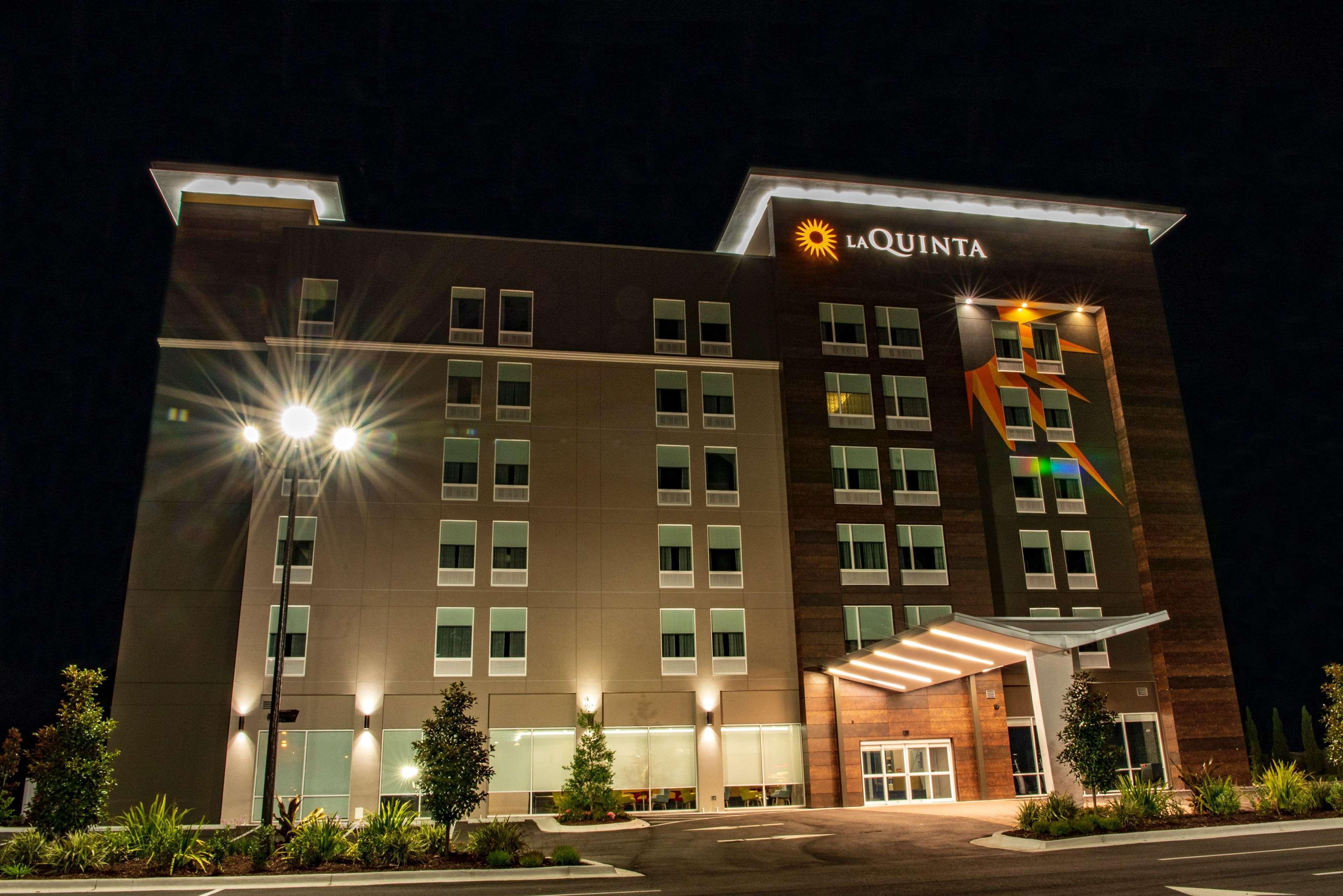 La Quinta Inn & Suites By Wyndham Lake City Eksteriør billede