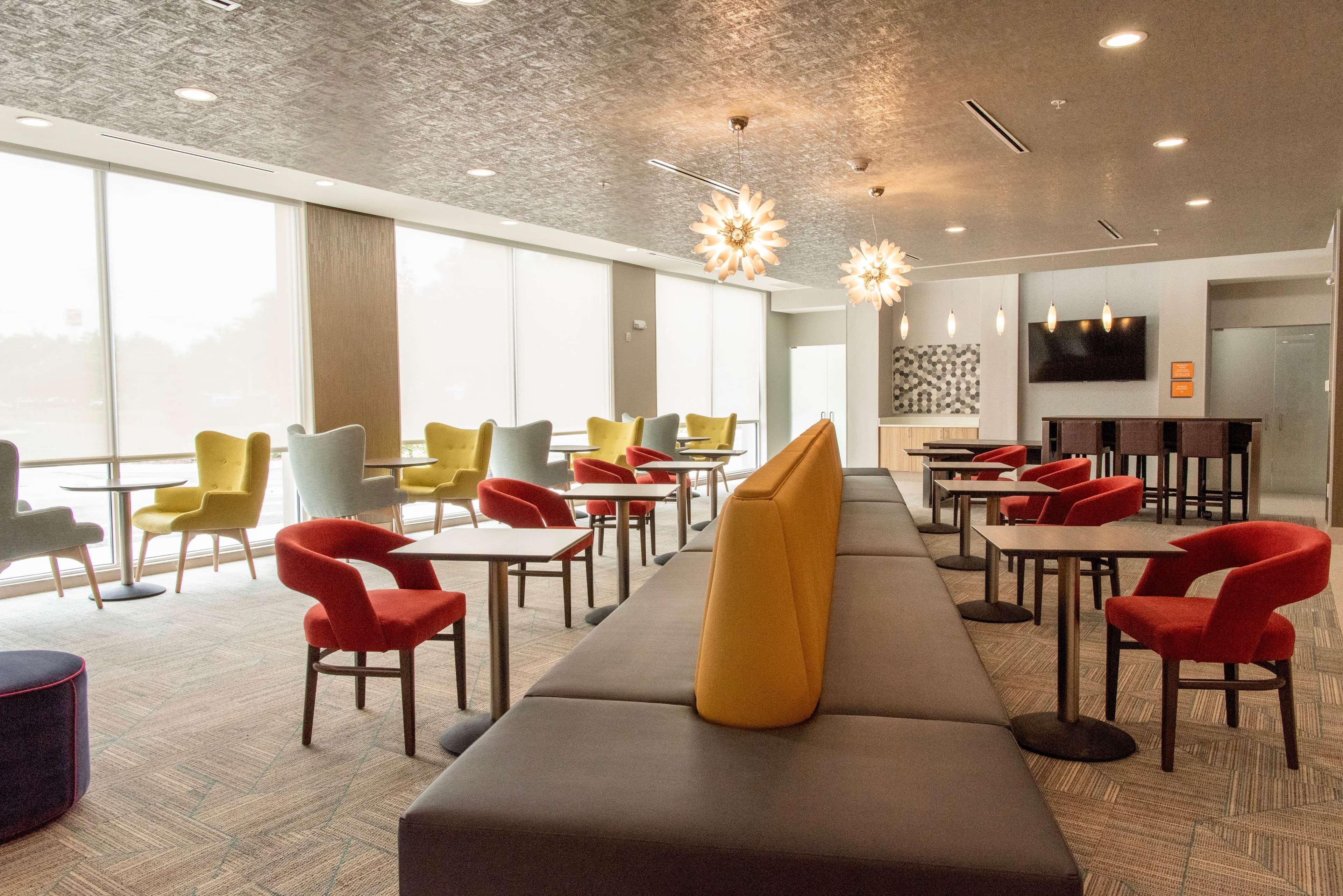 La Quinta Inn & Suites By Wyndham Lake City Eksteriør billede